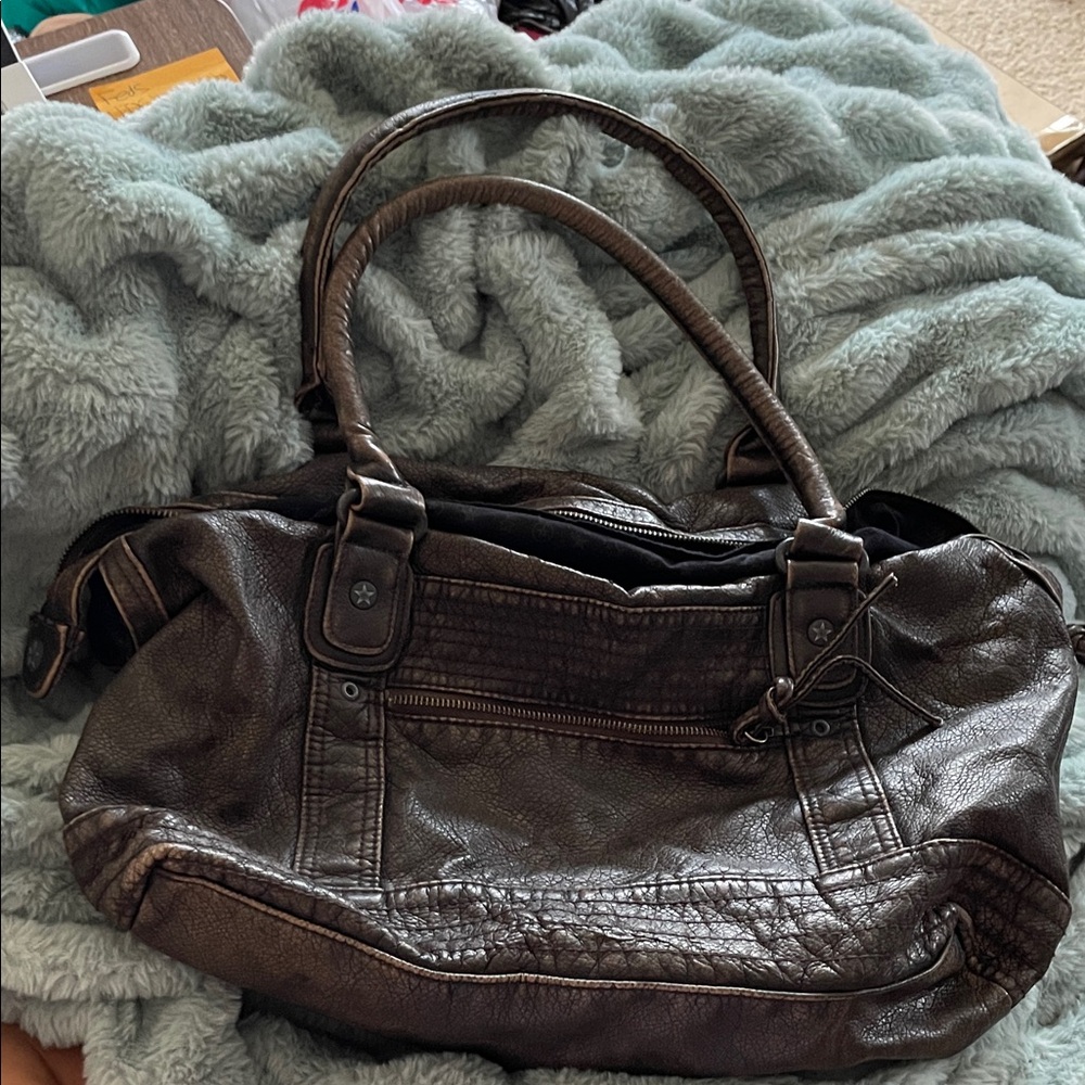 Elegant Brown Leather Handbag